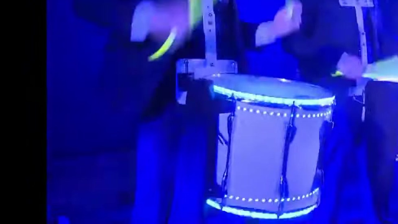 Барабанное шоу